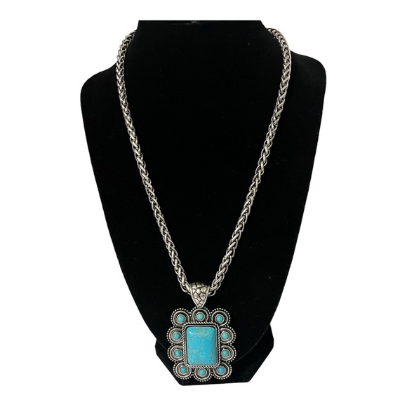Howard’s Turquoise Silver Chain  Necklace - Picture 1 of 5